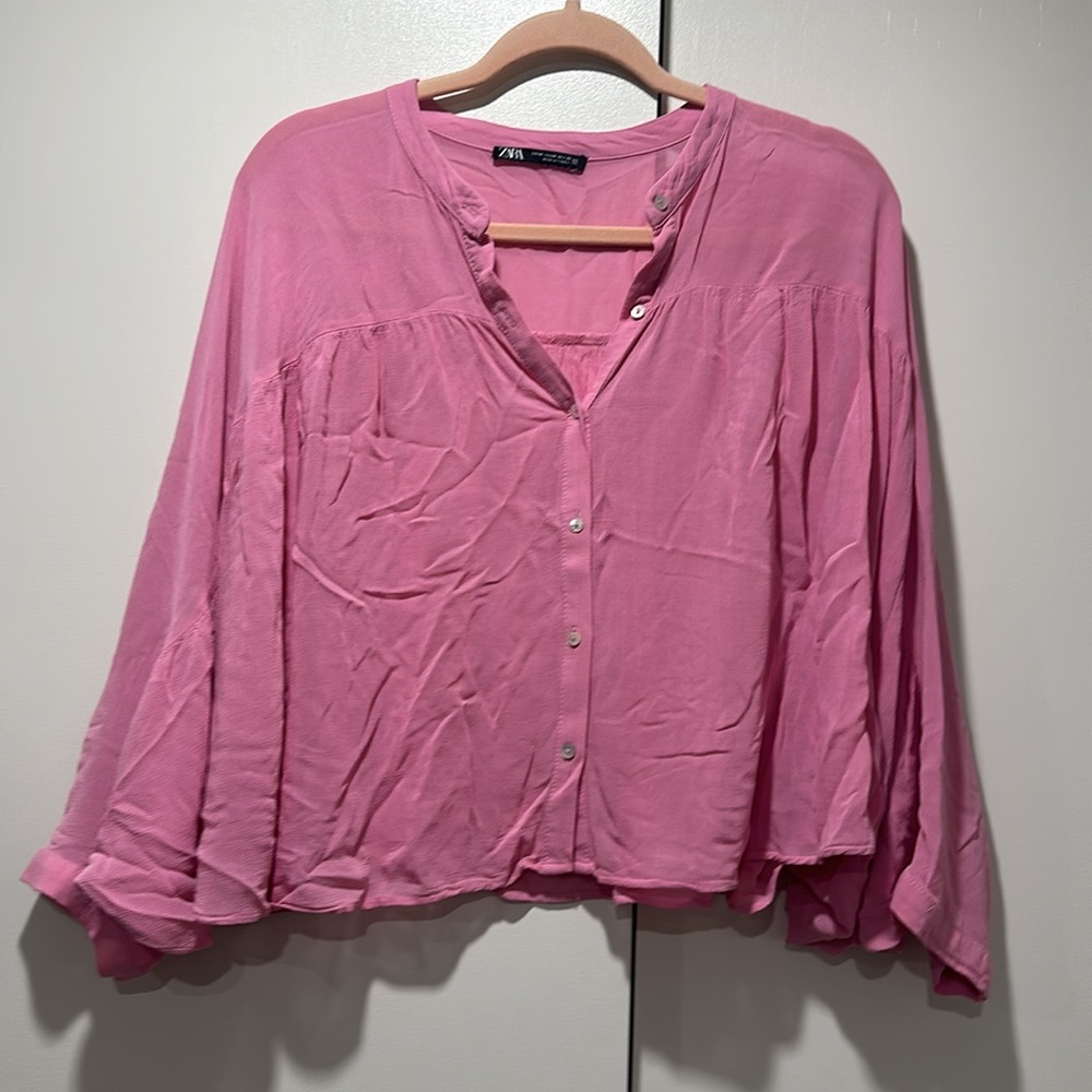NWOT Zara Pink Butterfly Sleeve Button Down Top